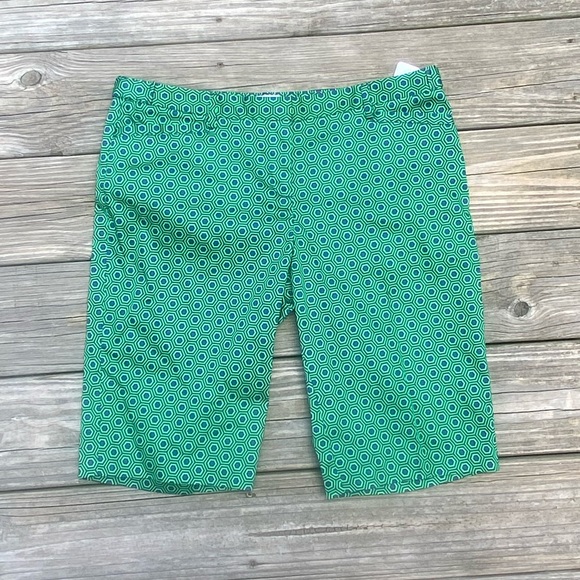 Laundry by Shelli Segal green navy geometric design Bermuda shorts New with tags - Picture 3 of 10